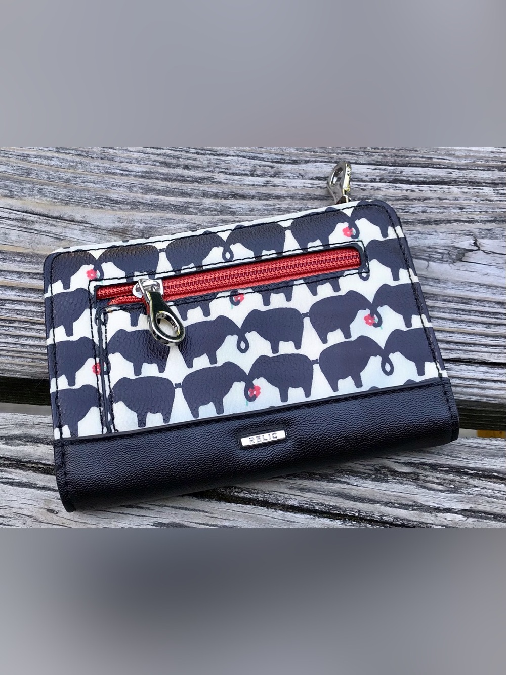 NEW Ladies RELIC Elephant Love Print Zipper Wallet Cards Cash Coin Purse Wallet